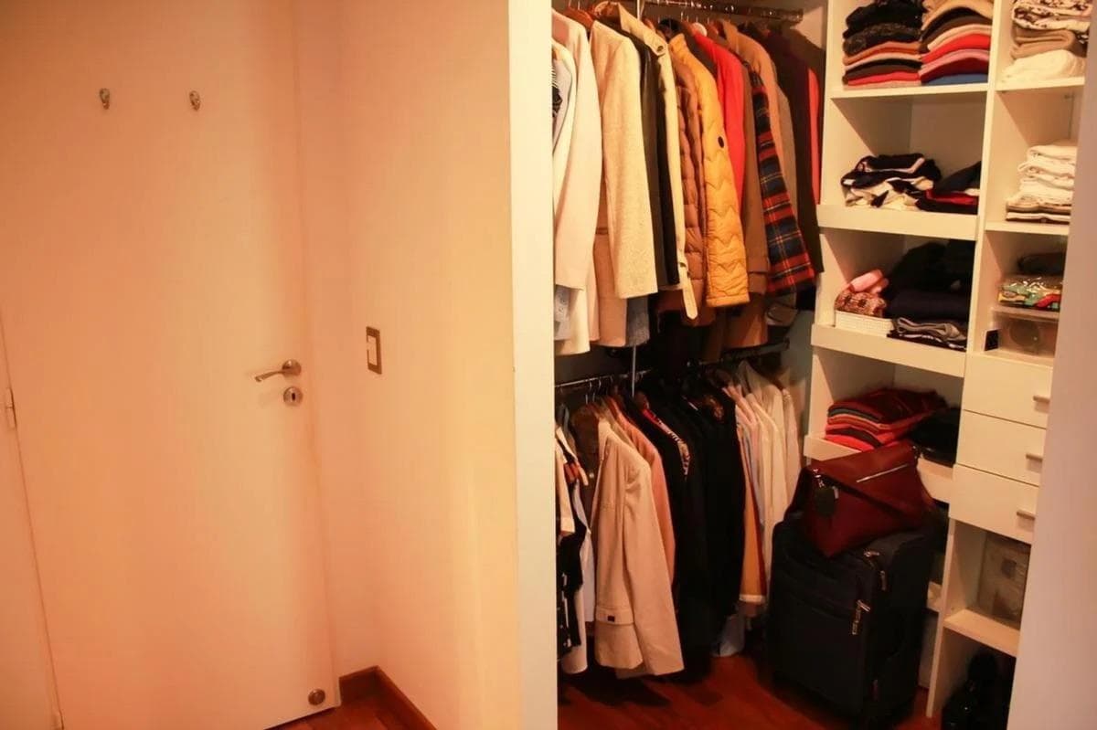 For Sale in Puerto Madero: Bright 4-room apartment with garage and storage room!