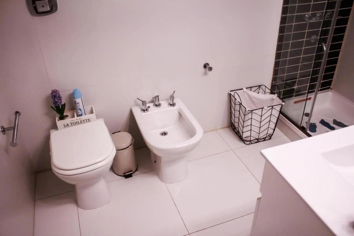 For Sale in Puerto Madero: Bright 4-room apartment with garage and storage room!