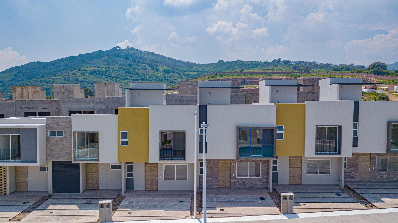 PONTEVEDRA HOUSING DEVELOPMENT - HOMES FOR SALE