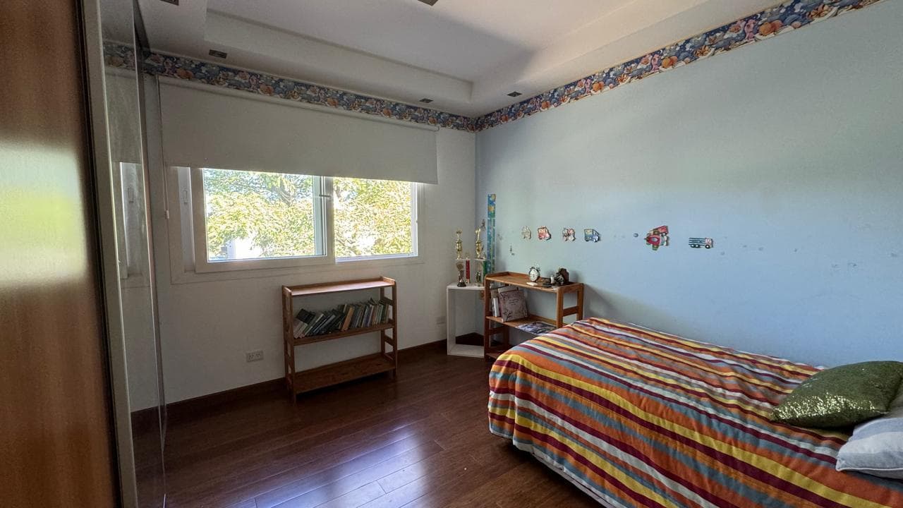 House for Sale Near the Lagoon, San Isidro Labrador, Villanueva