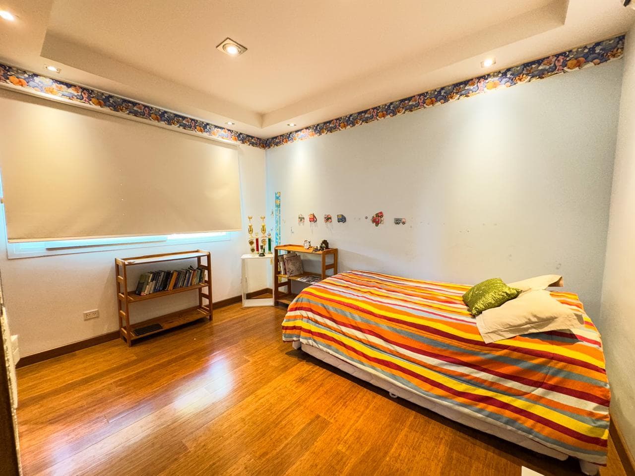 House for Sale Near the Lagoon, San Isidro Labrador, Villanueva