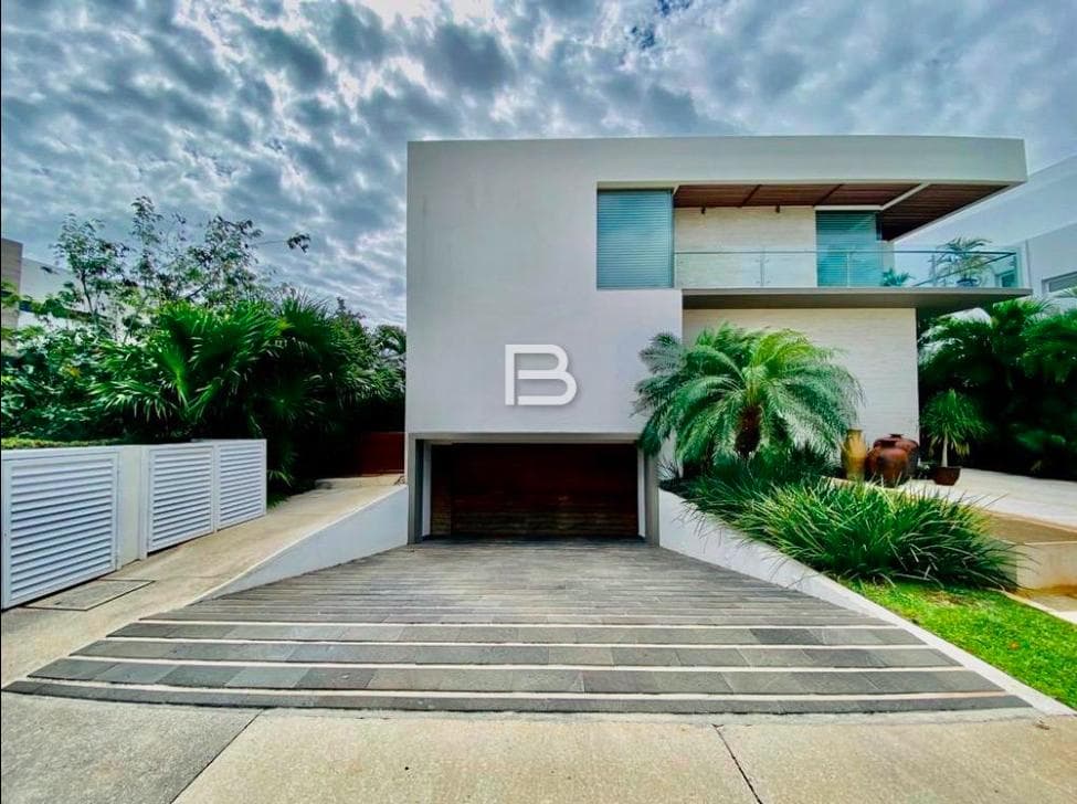House for Sale in Puerto Cancún, Los Canales