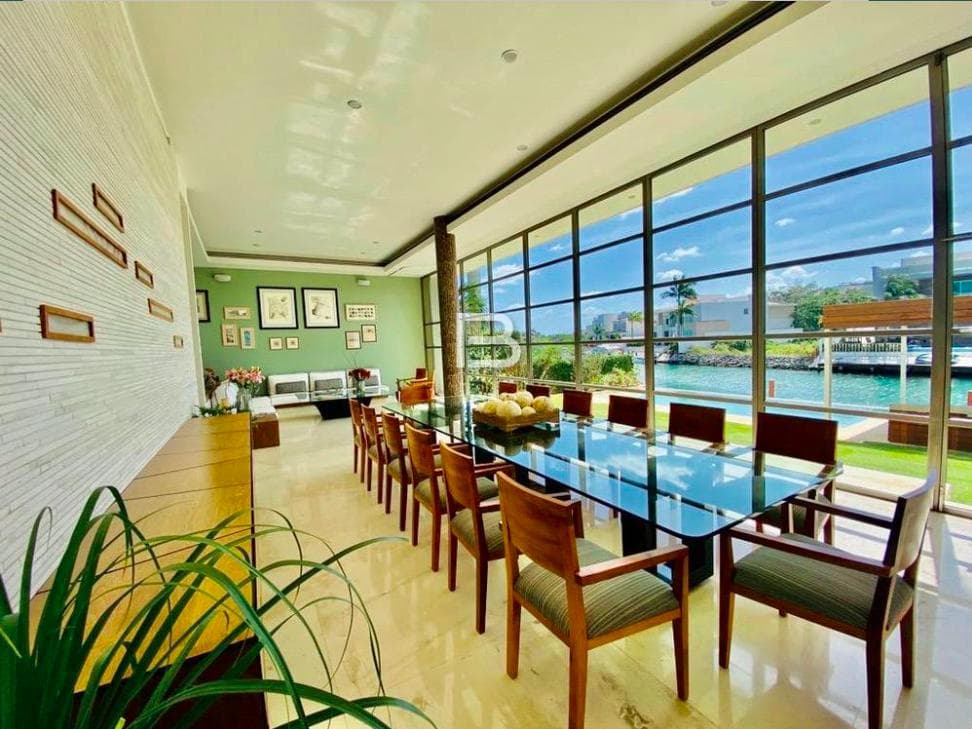 House for Sale in Puerto Cancún, Los Canales