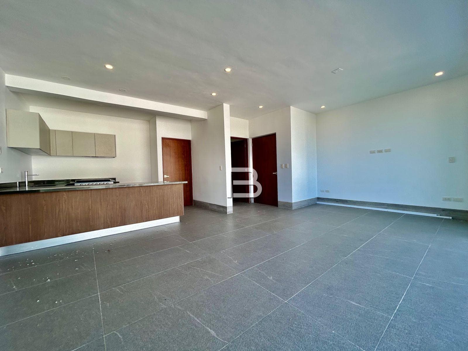 Apartment for Sale in the Cumbres Altura 19 Residential Complex