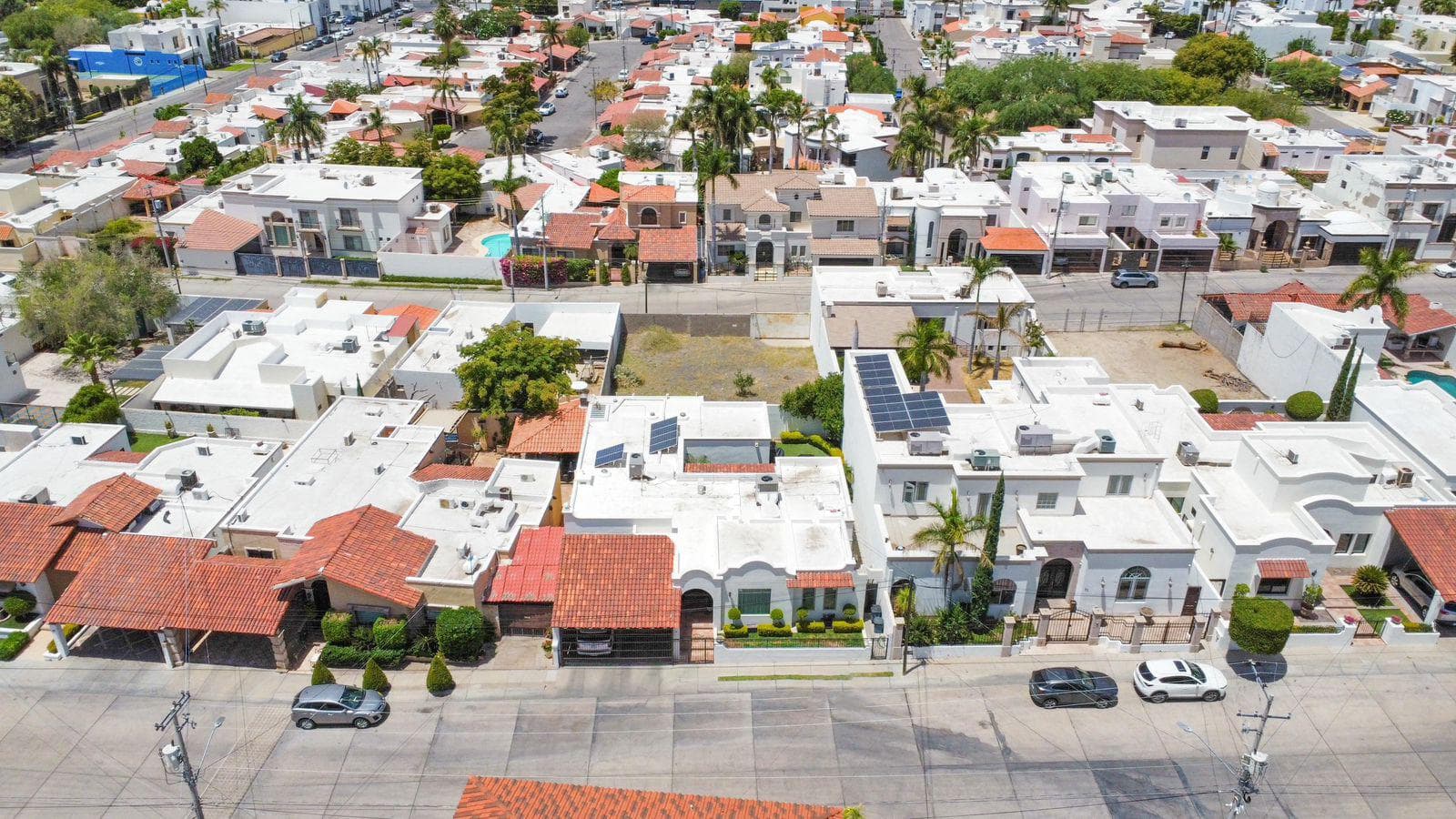 Single-story house for sale in La Paloma Residencial, Section III. North on Morelos Boulevard