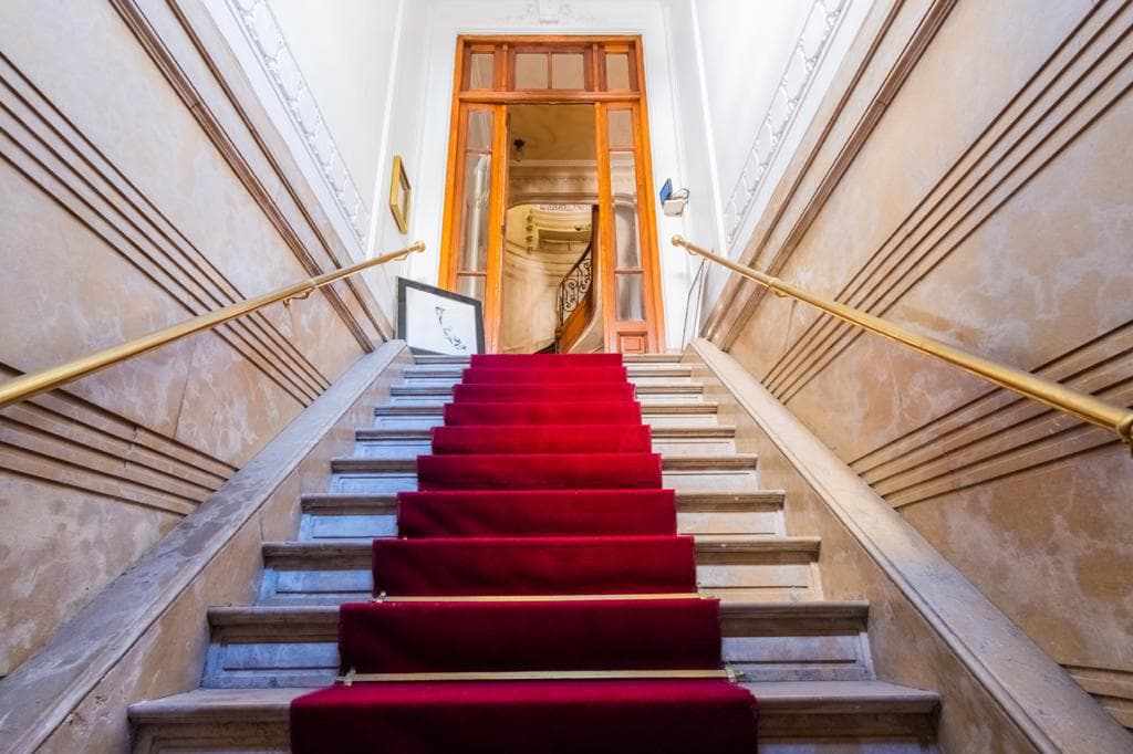 Magnificent house, ideal for offices or a real estate development in Barrio Norte