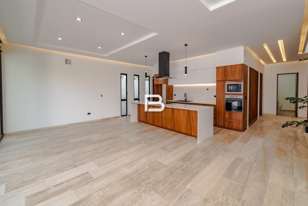 House for Sale in the Via Cumbres Residential Complex