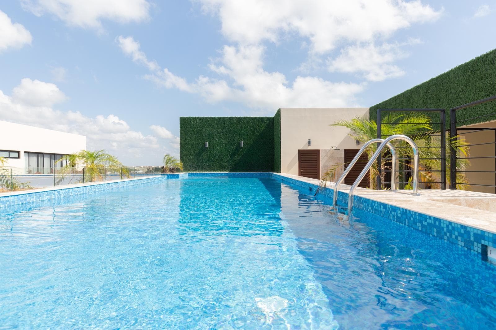 VIVA RESIDENCES - Modern Lock-Off Apartment With Swim-Out and Private Jacuzzi in Aldea Zamá