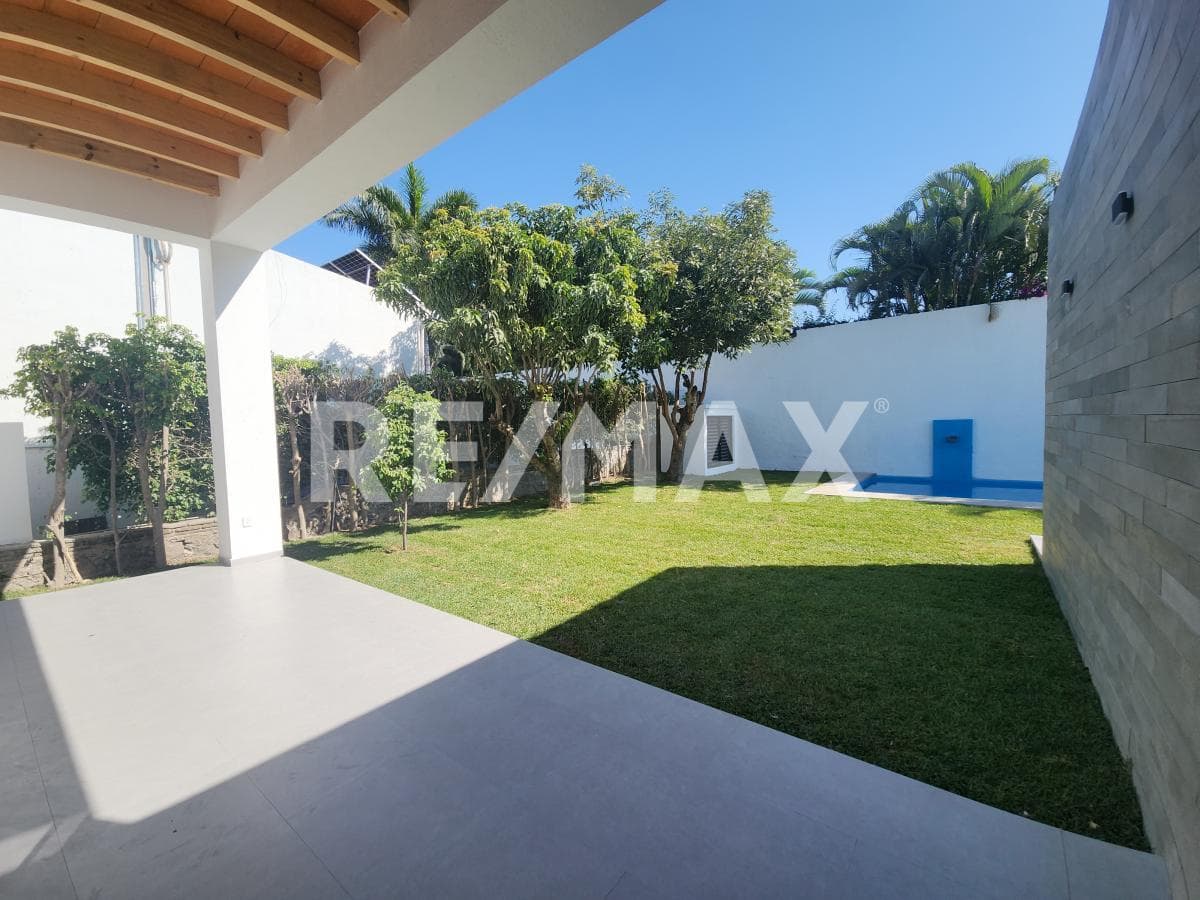 House for Sale in Morelos, Lomas de Cocoyoc Subdivision