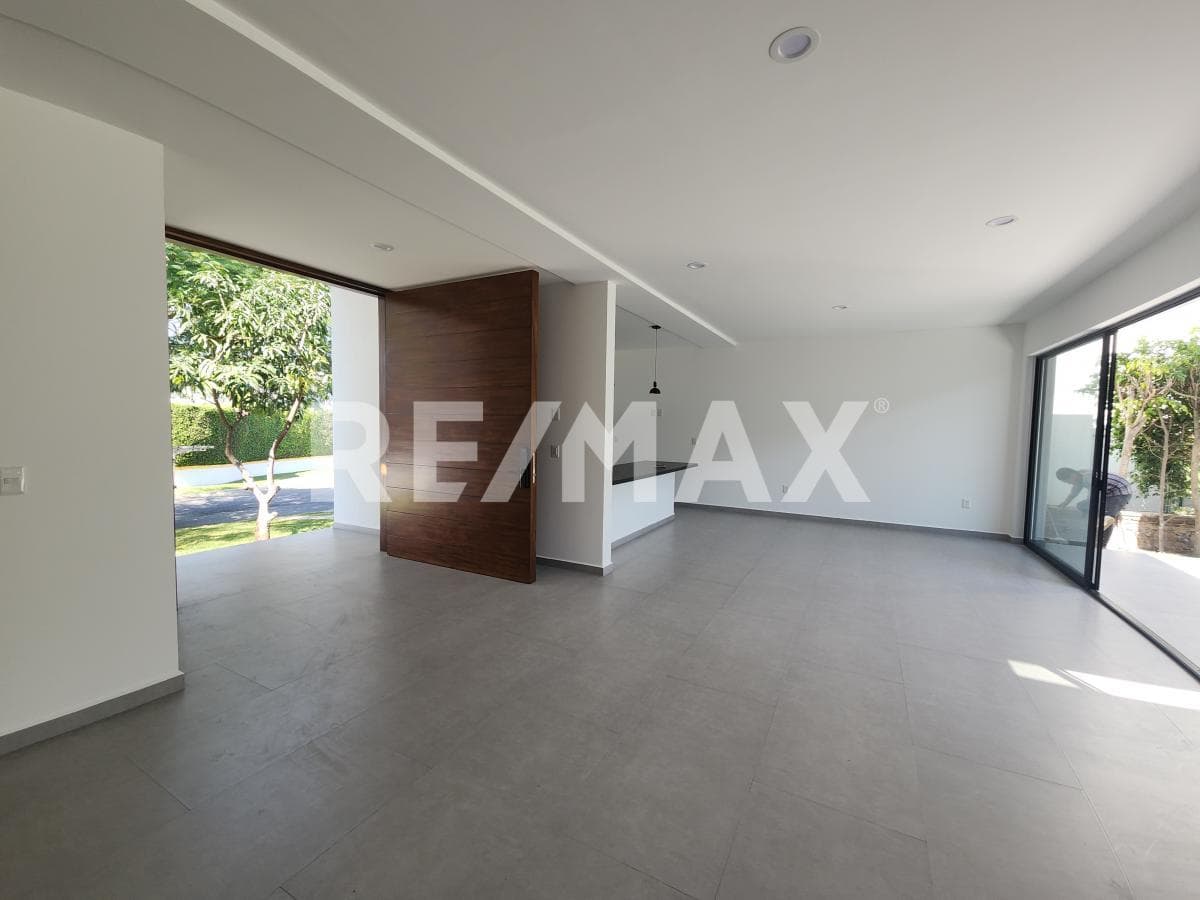 House for Sale in Morelos, Lomas de Cocoyoc Subdivision