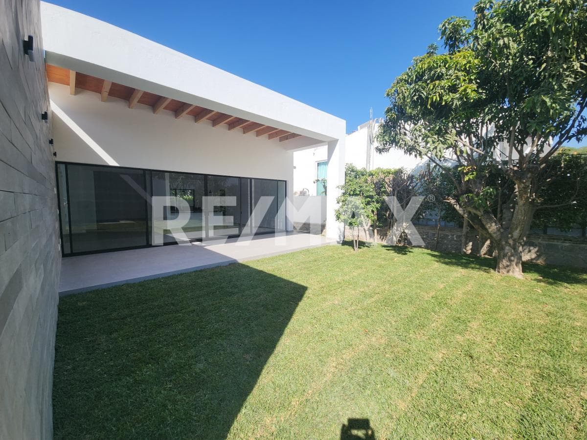 House for Sale in Morelos, Lomas de Cocoyoc Subdivision