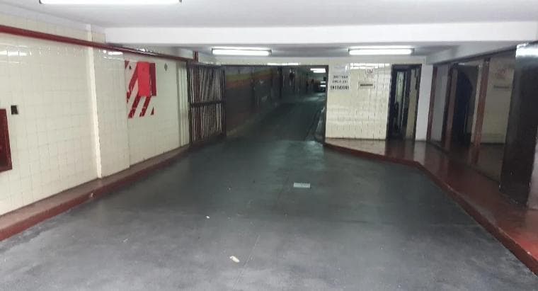 COVERED FIXED PARKING SPACE FOR SALE - DOWNTOWN - SAN NICOLÁS - EXCELLENT ACCESS