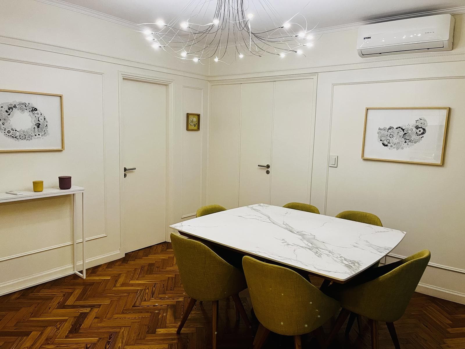 4-room apartment for sale in Palermo Chico with a guest unit, garage, and storage room!