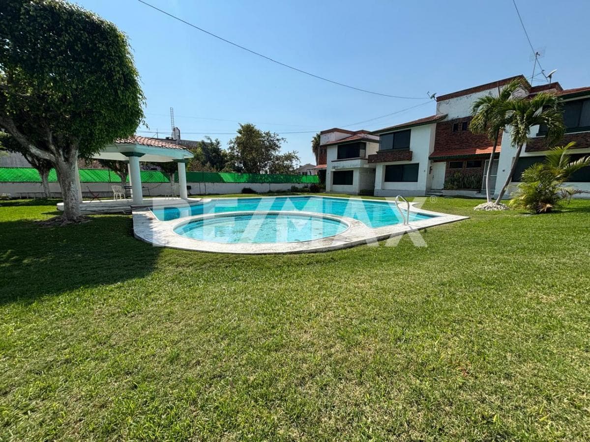 House for Sale in Morelos, Downtown Oaxtepec