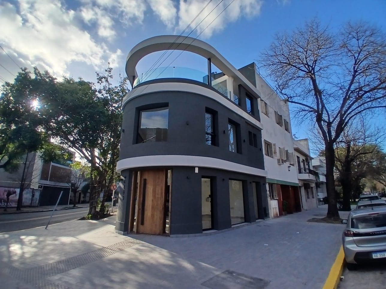 For Rent: 3-story commercial space, ideal for a restaurant in Villa Devoto
