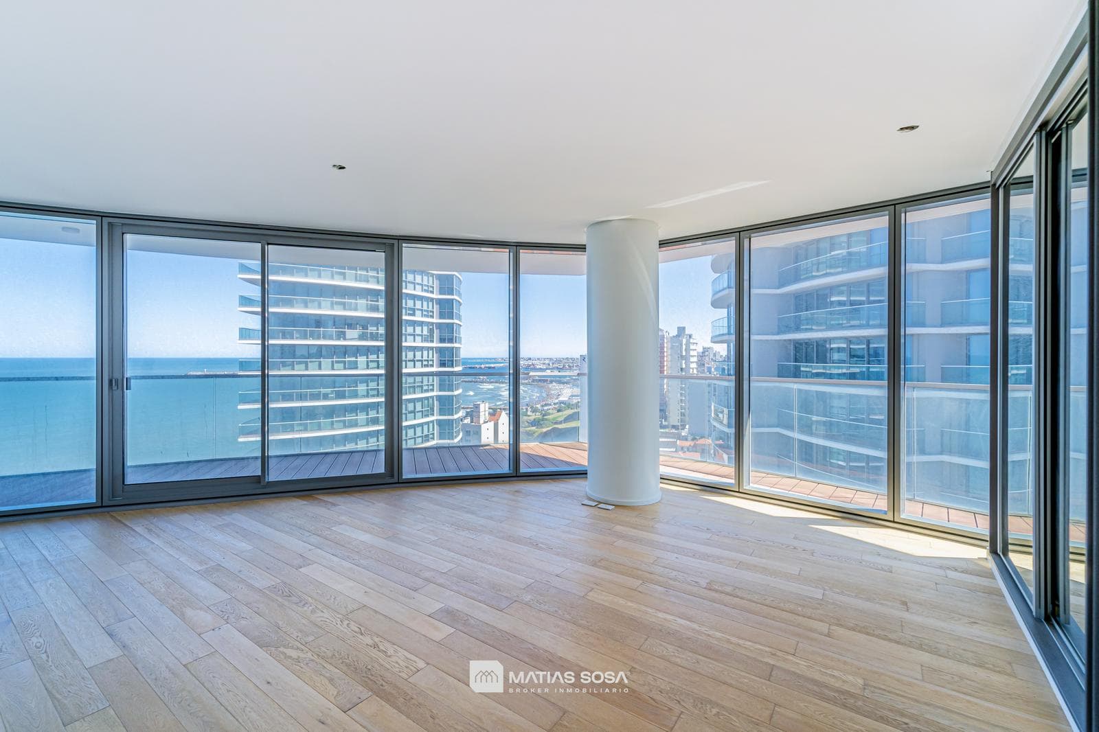 For Sale - Apartment - 4 rooms - Maral Explanada - Playa Chica