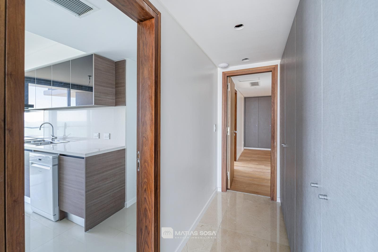 For Sale - Apartment - 4 rooms - Maral Explanada - Playa Chica