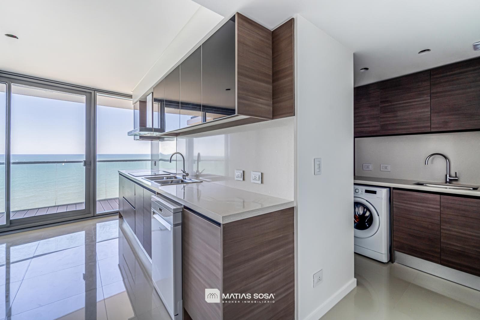 For Sale - Apartment - 4 rooms - Maral Explanada - Playa Chica