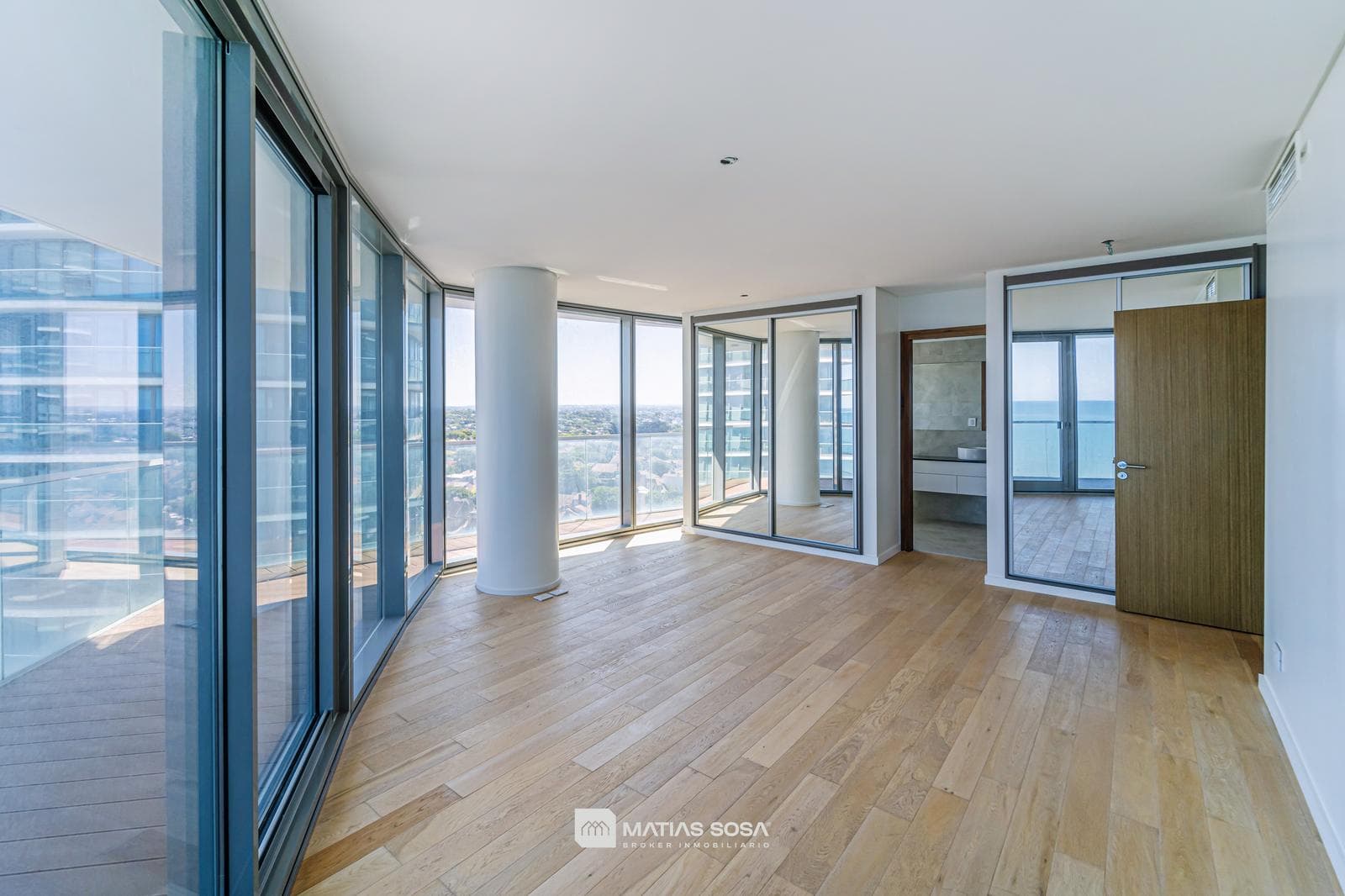 For Sale - Apartment - 4 rooms - Maral Explanada - Playa Chica