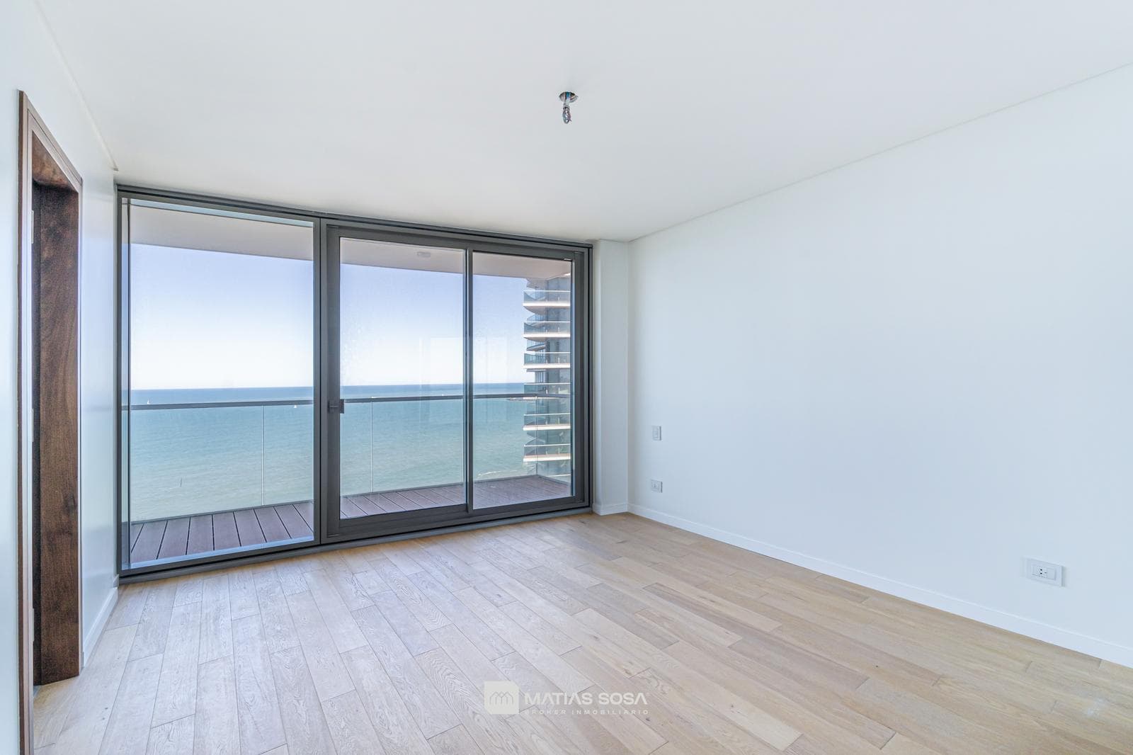 For Sale - Apartment - 4 rooms - Maral Explanada - Playa Chica