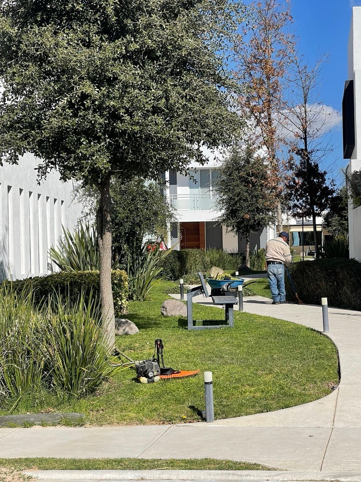 House - Tahona Residential Complex