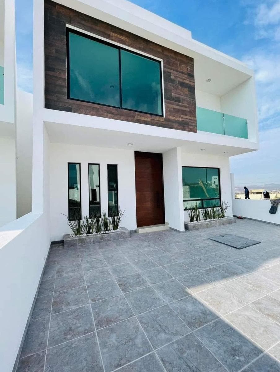 FULLY FURNISHED HOUSE FOR SALE IN GUANAJUATO, ACCESS VIA QUERÉTARO