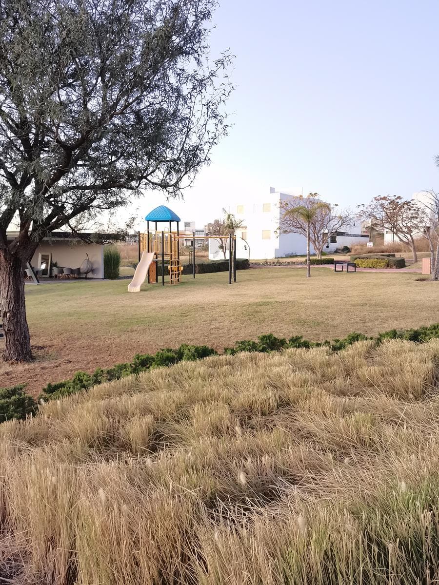 FULLY FURNISHED HOUSE FOR SALE IN GUANAJUATO, ACCESS VIA QUERÉTARO