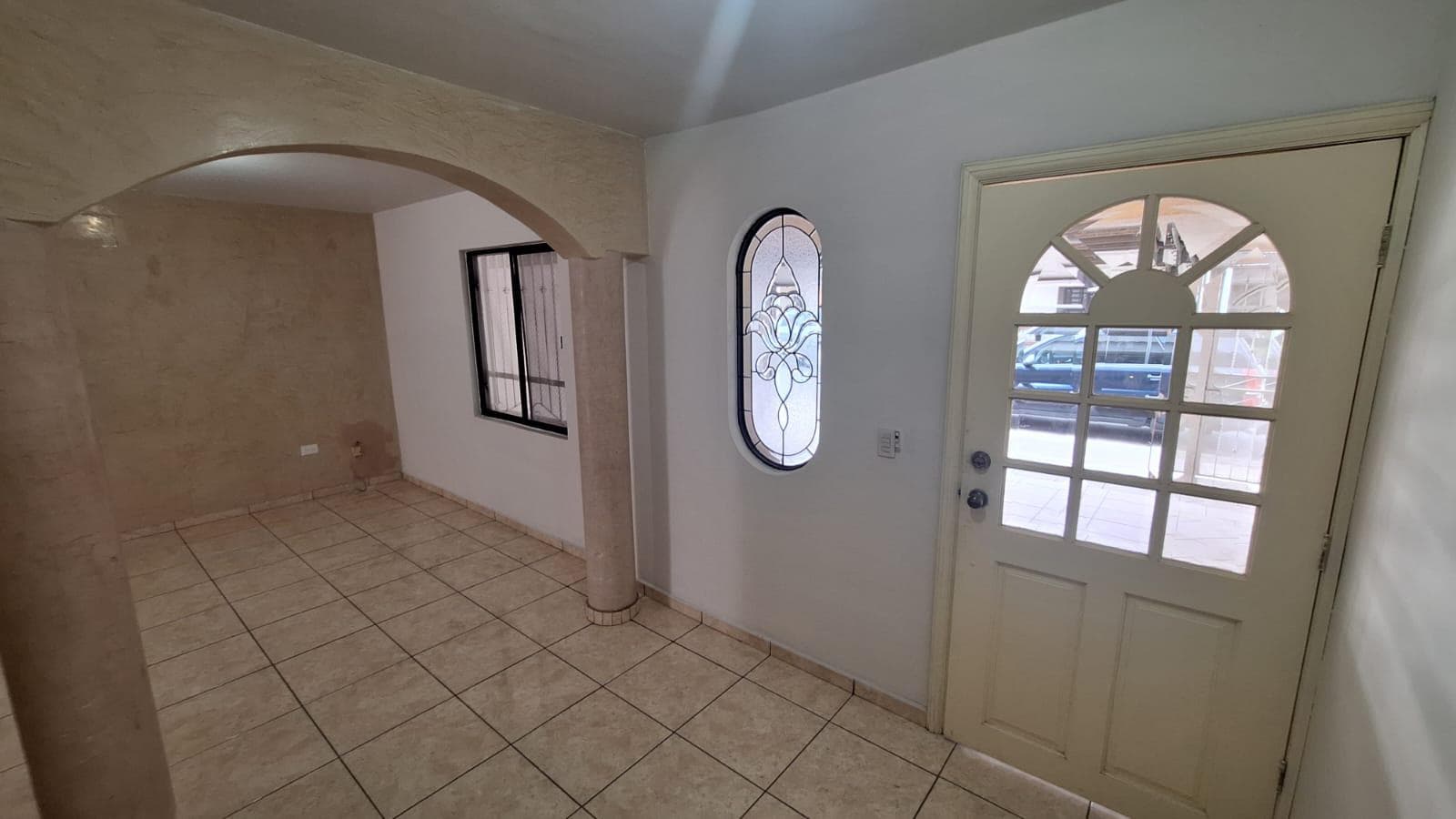 Two-story house for sale in Montecarlo