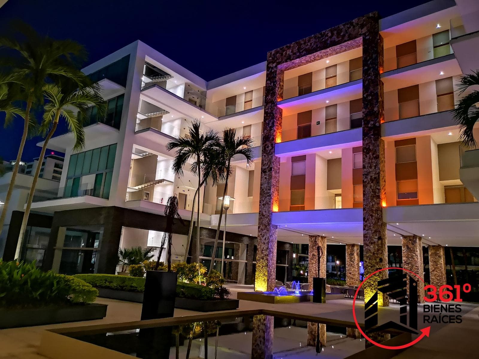 Acapulco Peninsula Loft, 2 Bedrooms