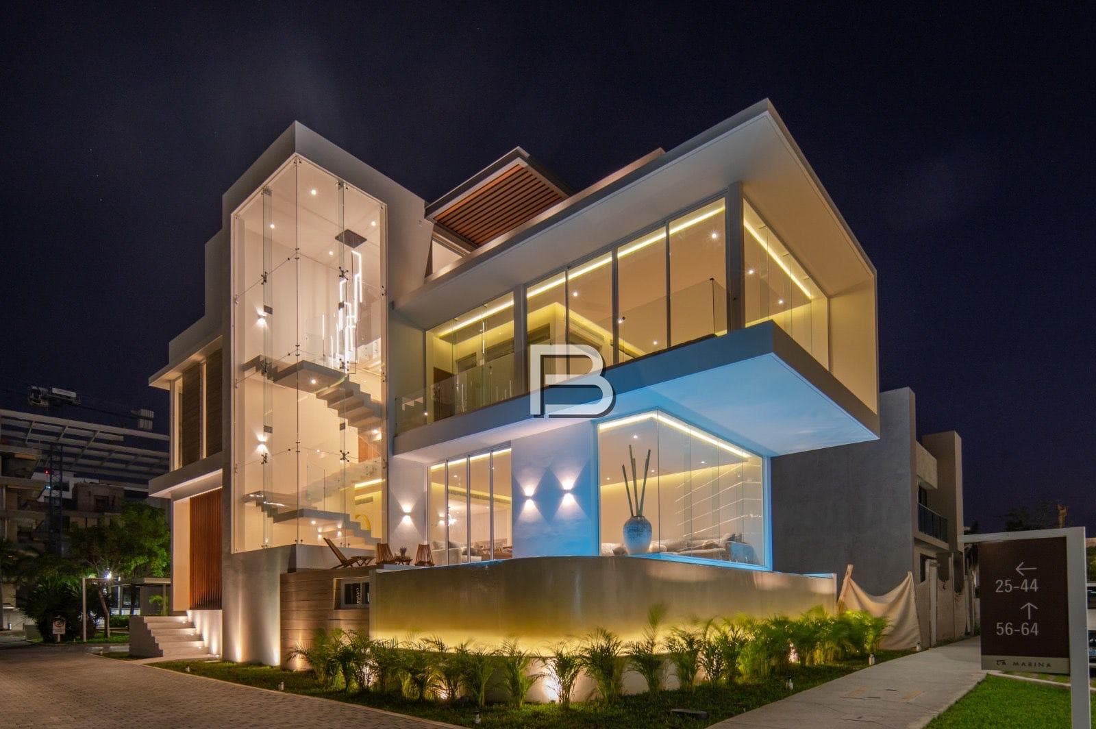 House for Sale in La Marina, Puerto Cancún