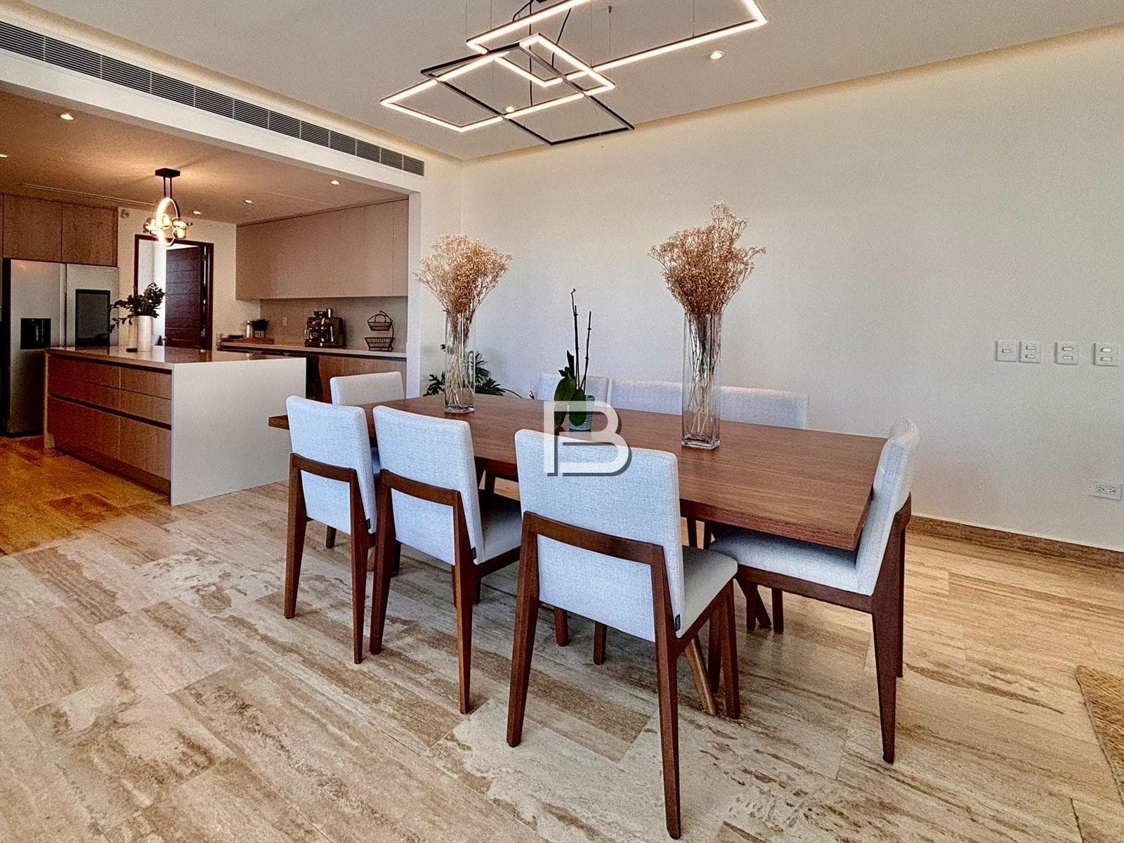 House for Sale in La Marina, Puerto Cancún