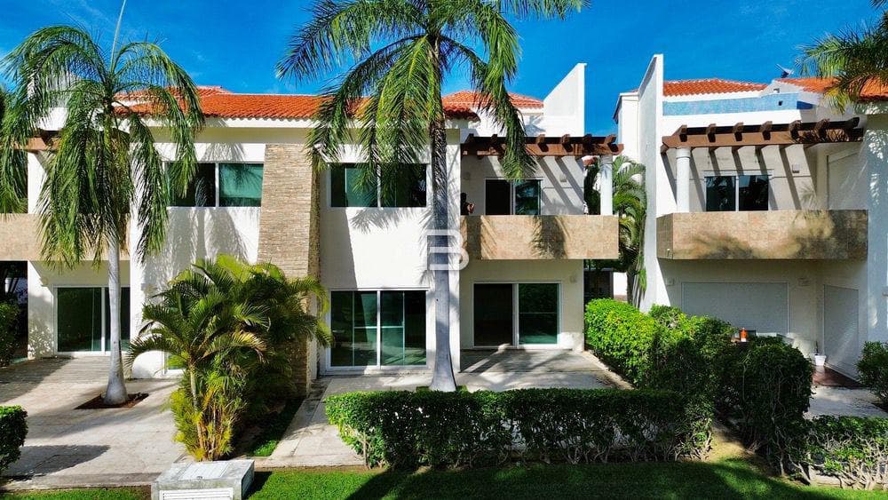 Isla Dorada: Unfurnished House for Rent