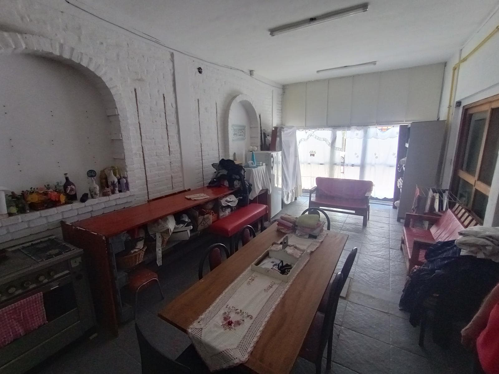 House with Commercial Space for Sale in G. de Laferrere