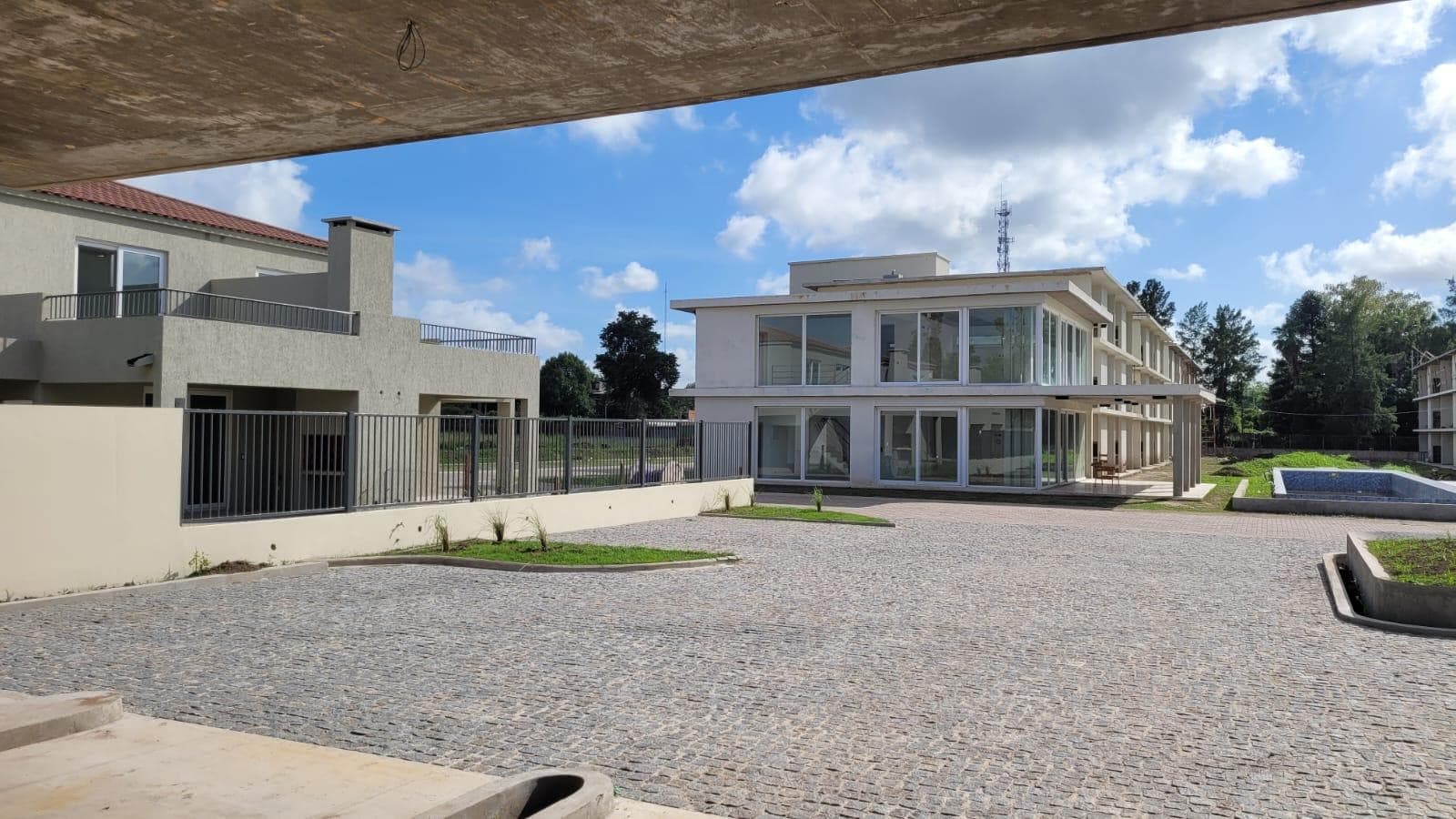 Studio apartment in Pilar with amenities