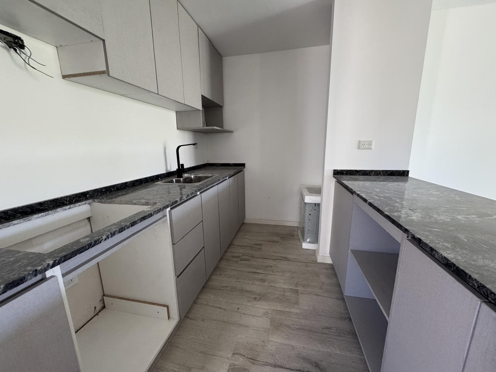 3-Bedroom House in Pilar with a Garden and Amenities