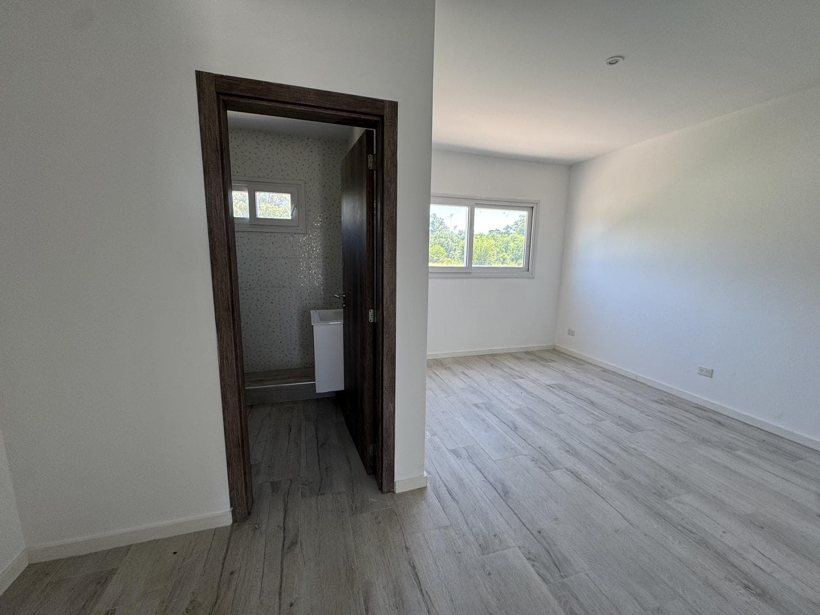 3-Bedroom House in Pilar with a Garden and Amenities