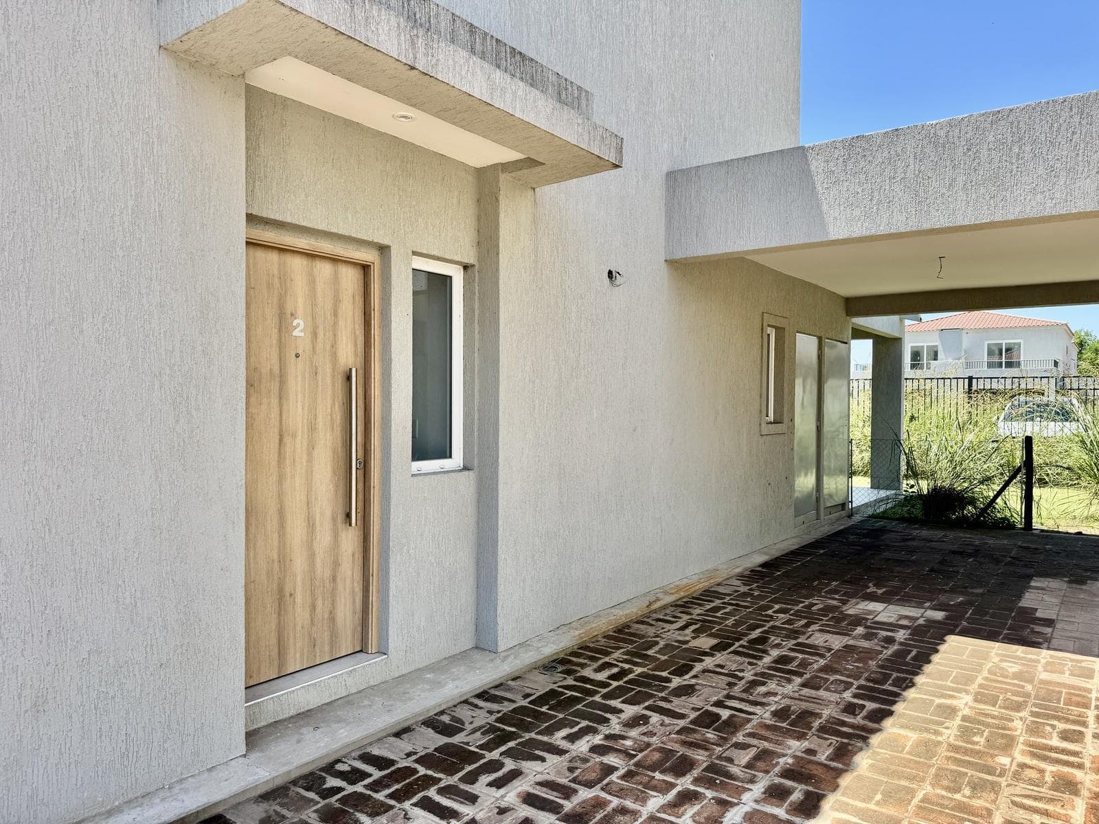 3-Bedroom House in Pilar with a Garden and Amenities