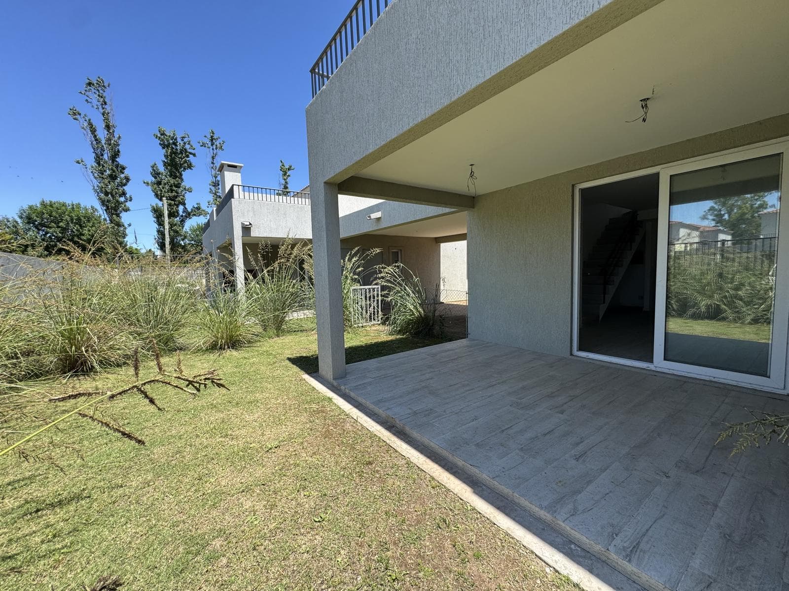 3-Bedroom House in Pilar with a Garden and Amenities