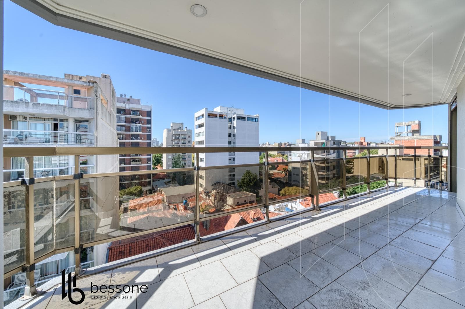 Apartment in Chauvin