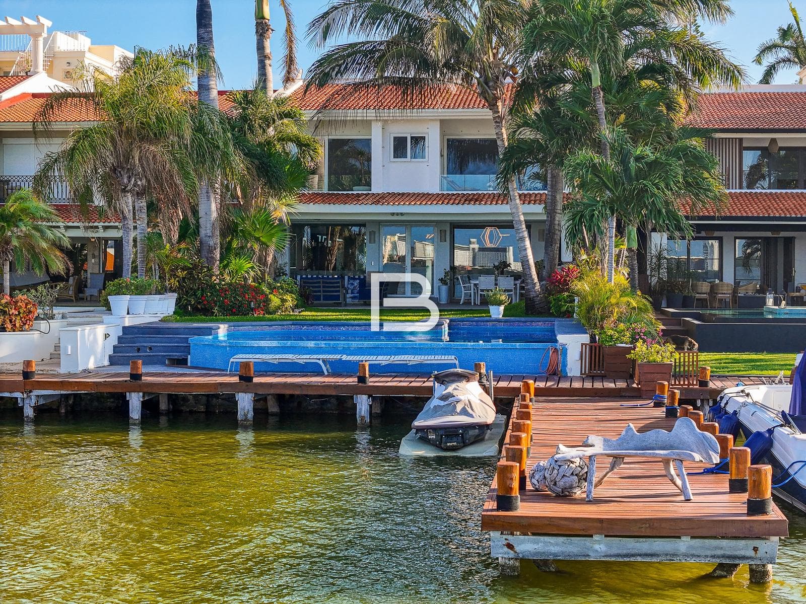 Furnished House for Sale in Isla Dorada