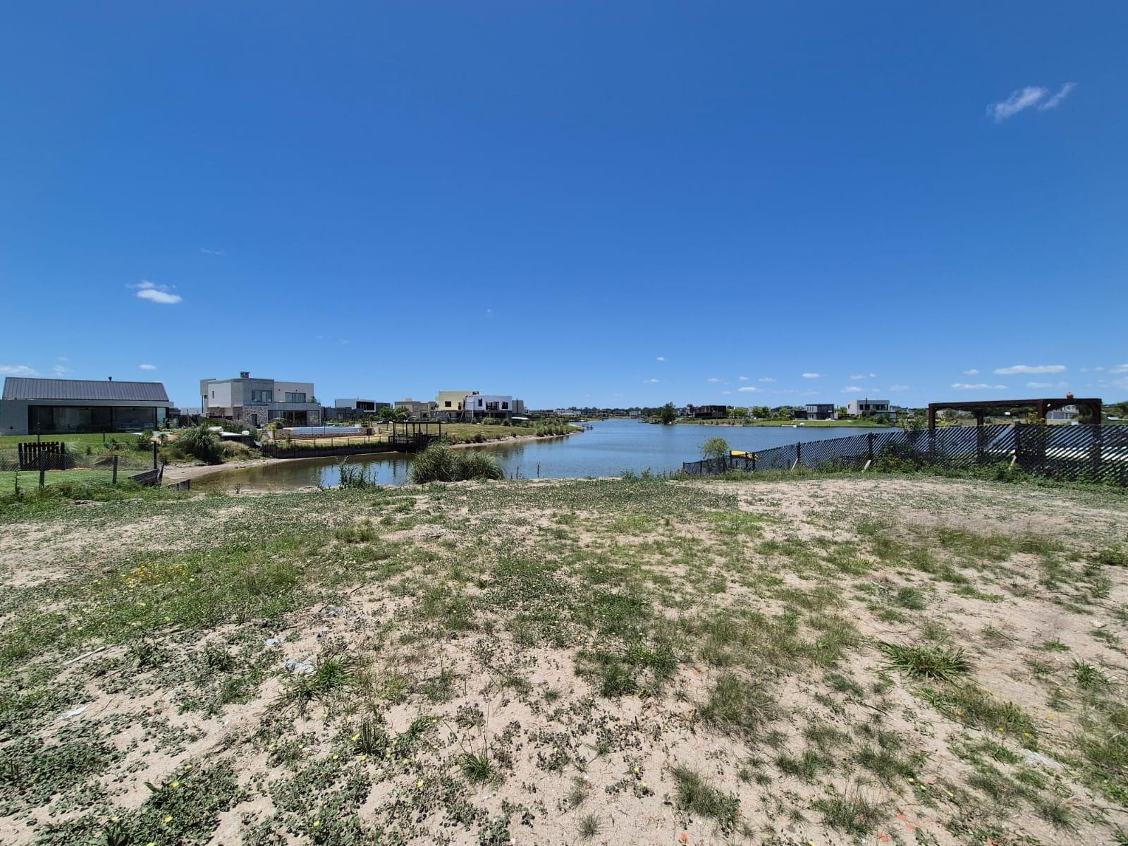 Lot for Sale Near the Lagoon in Area 6, Ready for Deed, San Sebastian Neighborhood