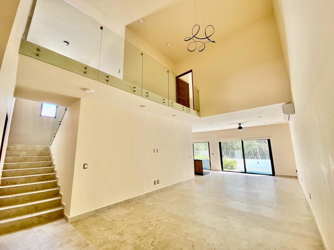 House on VIA CUMBRES AV HUAYACAN