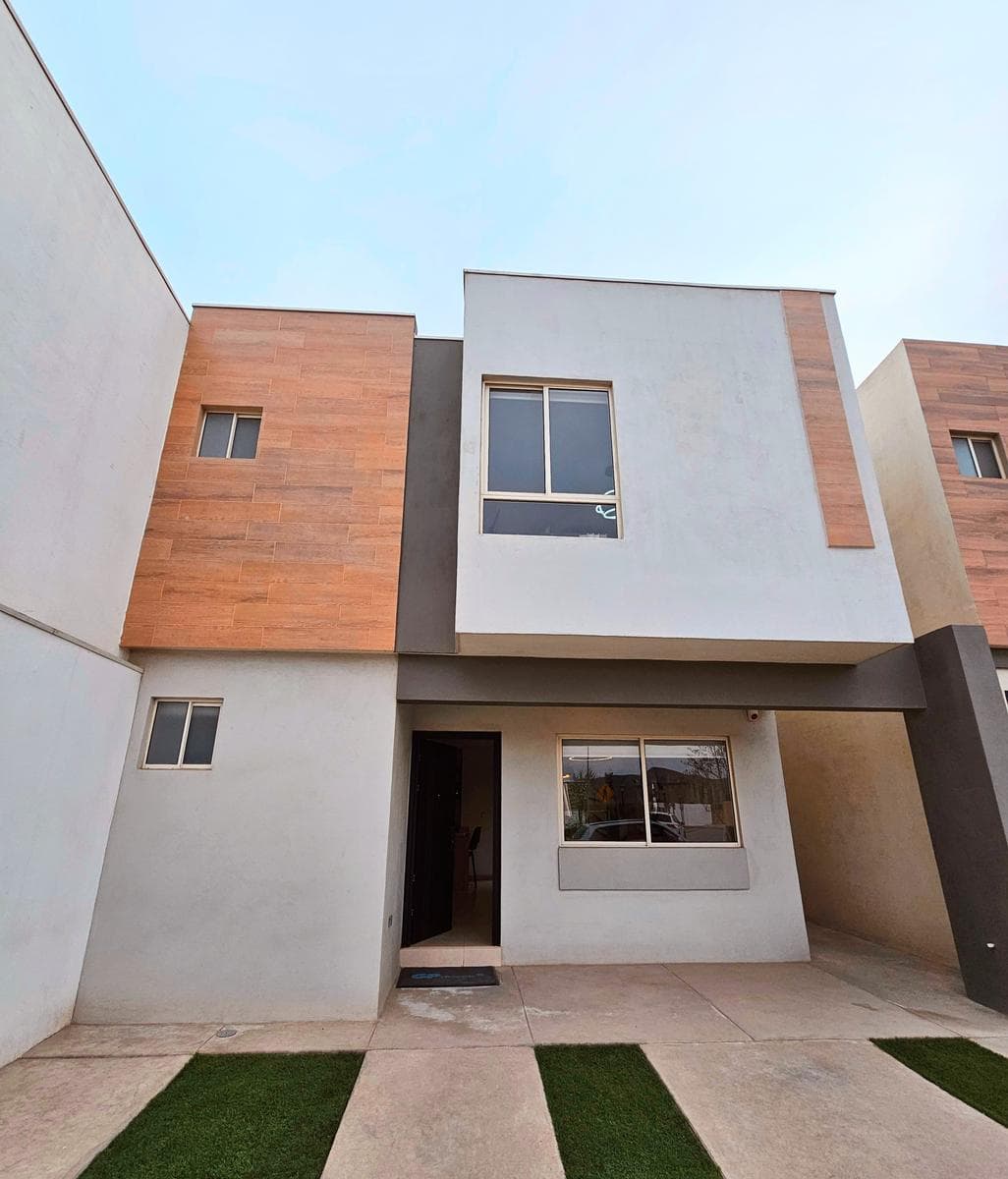 House for Sale in Saltillo, Coahuila, Real Ankara