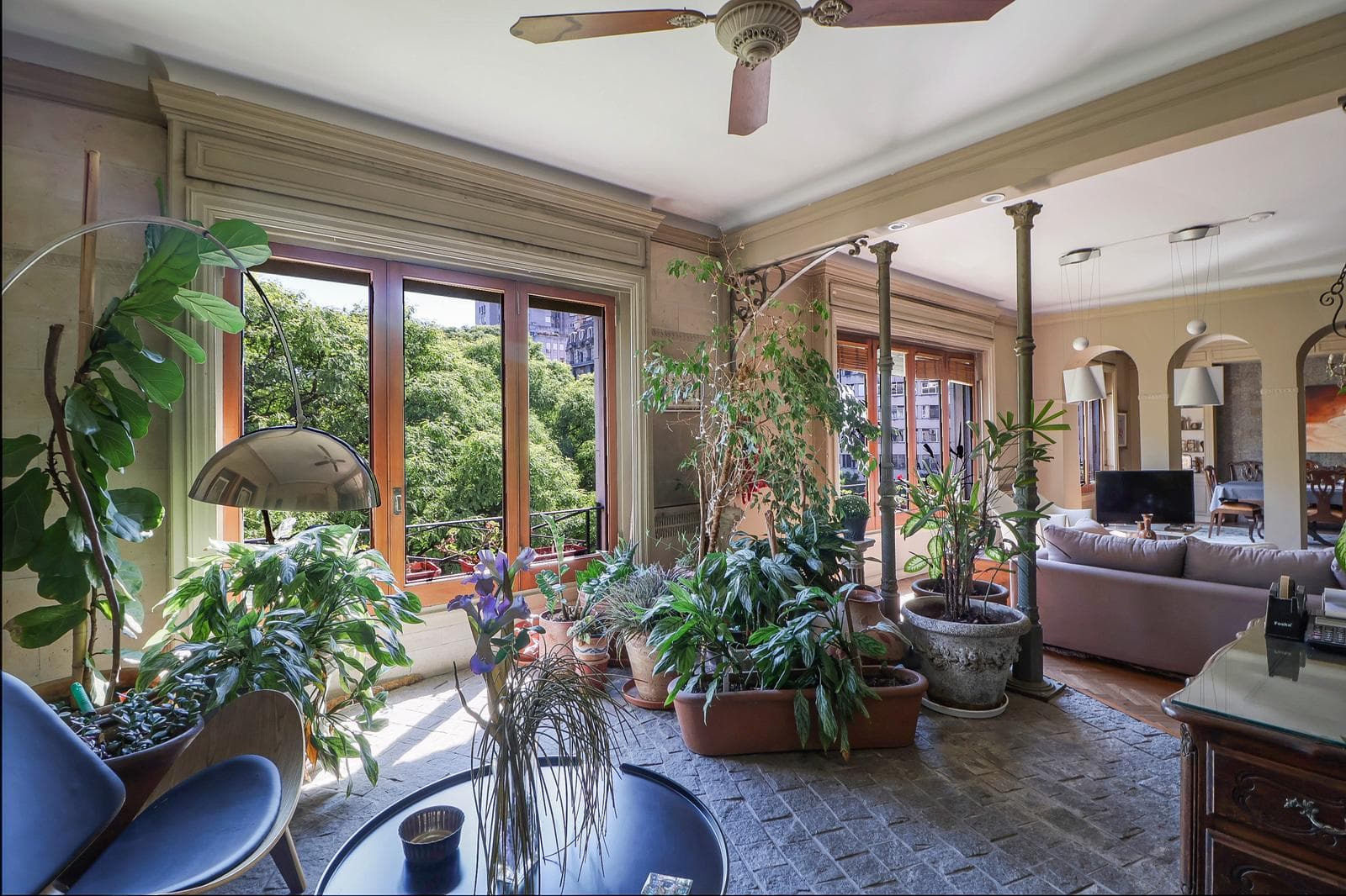 Departamento 5 ambientes en Retiro en Venta