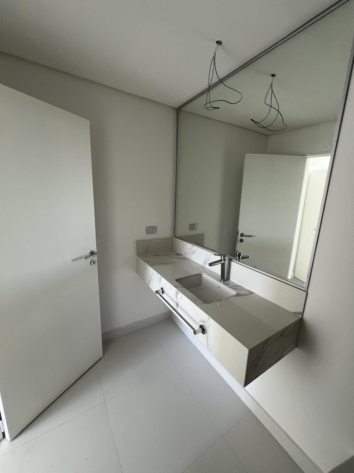 For Sale: 2-room apartment on a high floor with an unobstructed view at Remeros Beach Sky 2 - Tigre