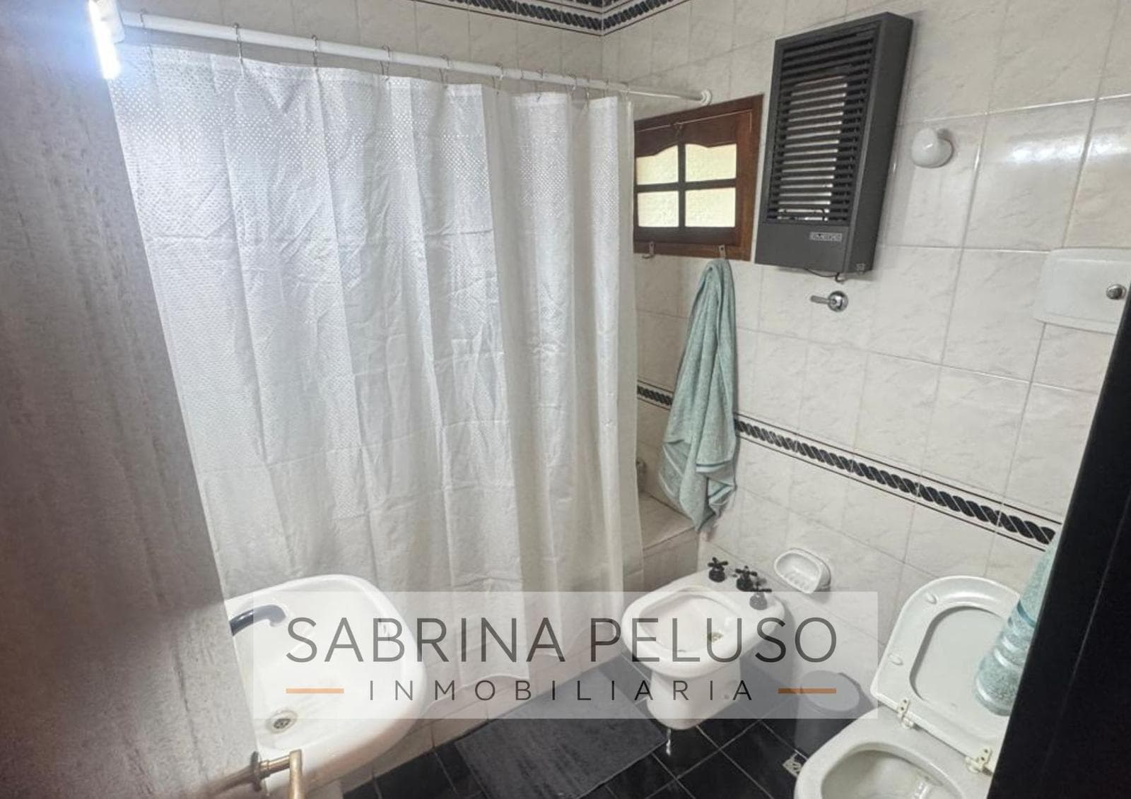 Casa en Canning (E. Echeverria)