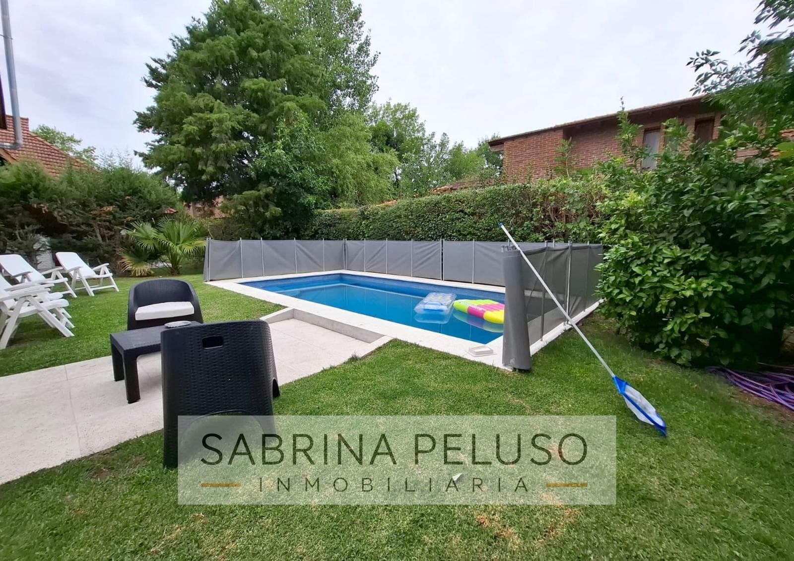 Casa en Canning (E. Echeverria)
