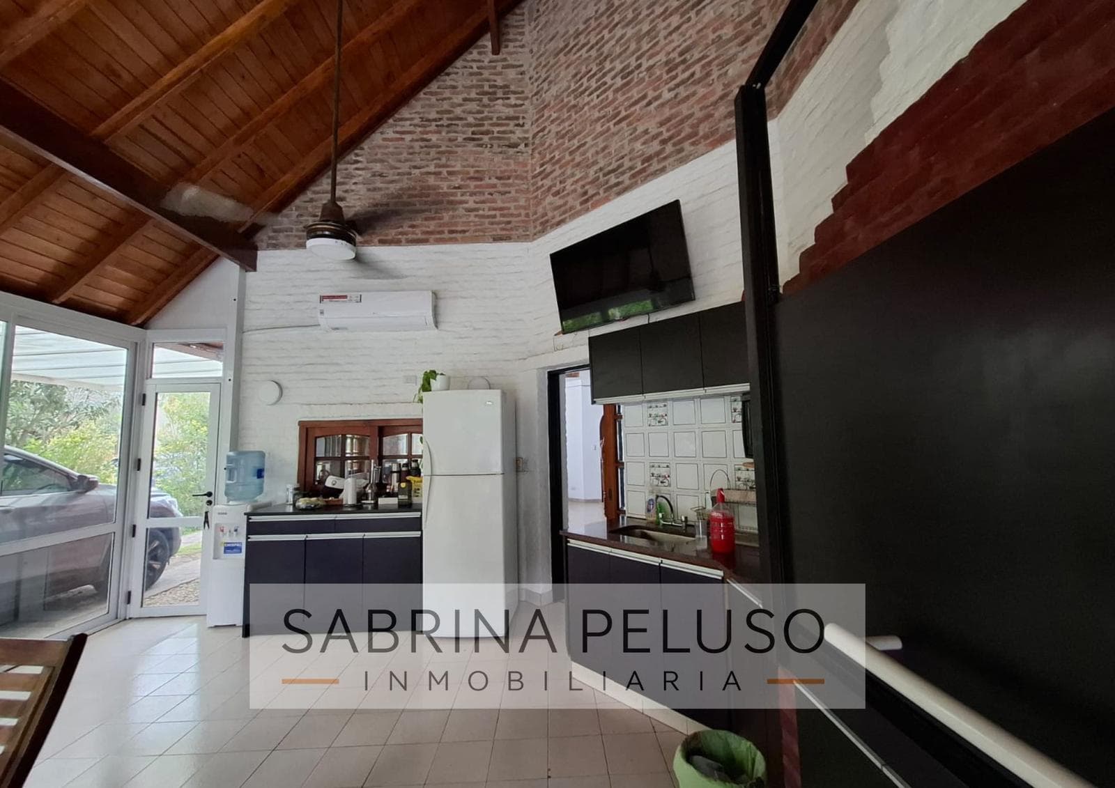 Casa en Canning (E. Echeverria)