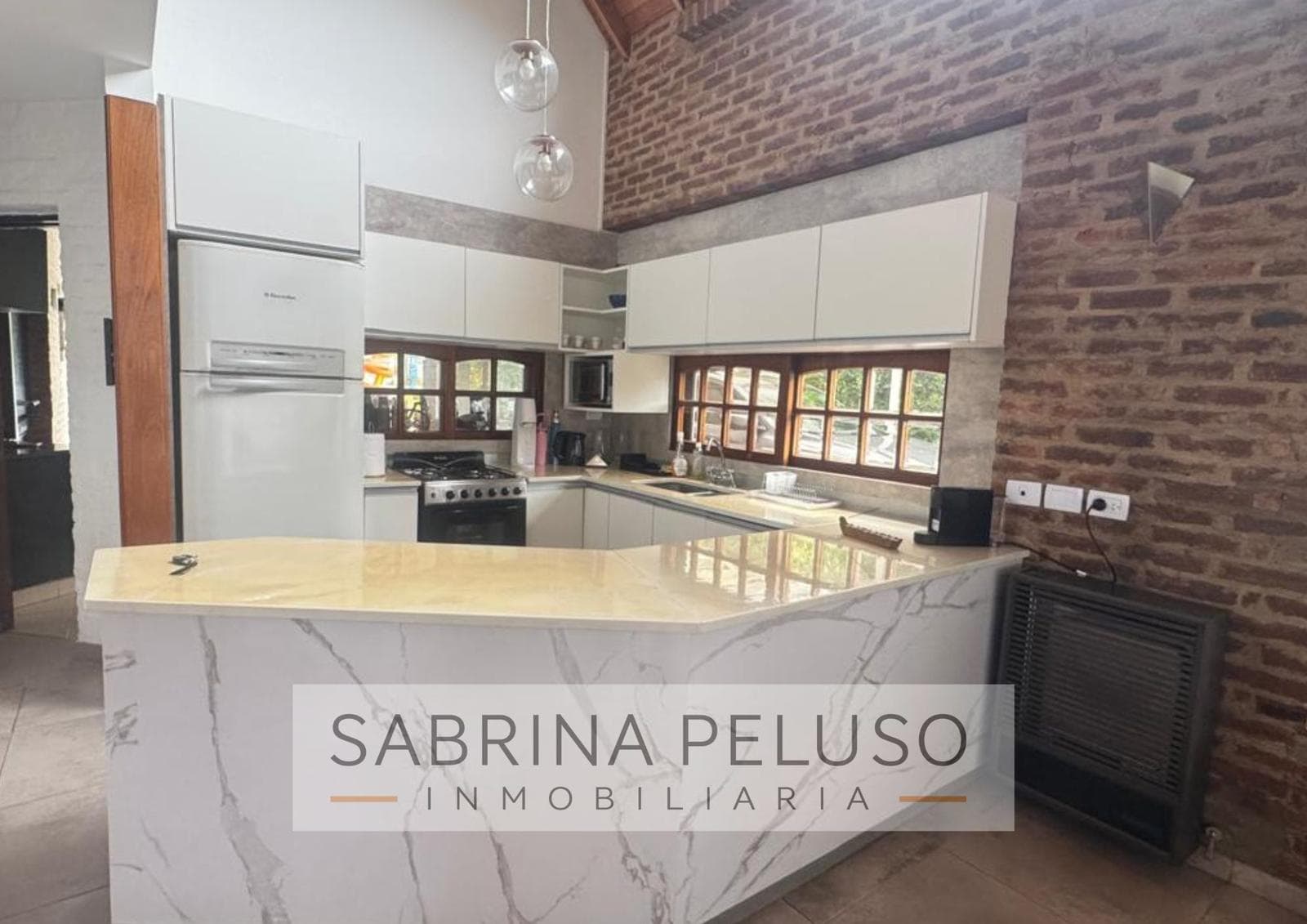 Casa en Canning (E. Echeverria)
