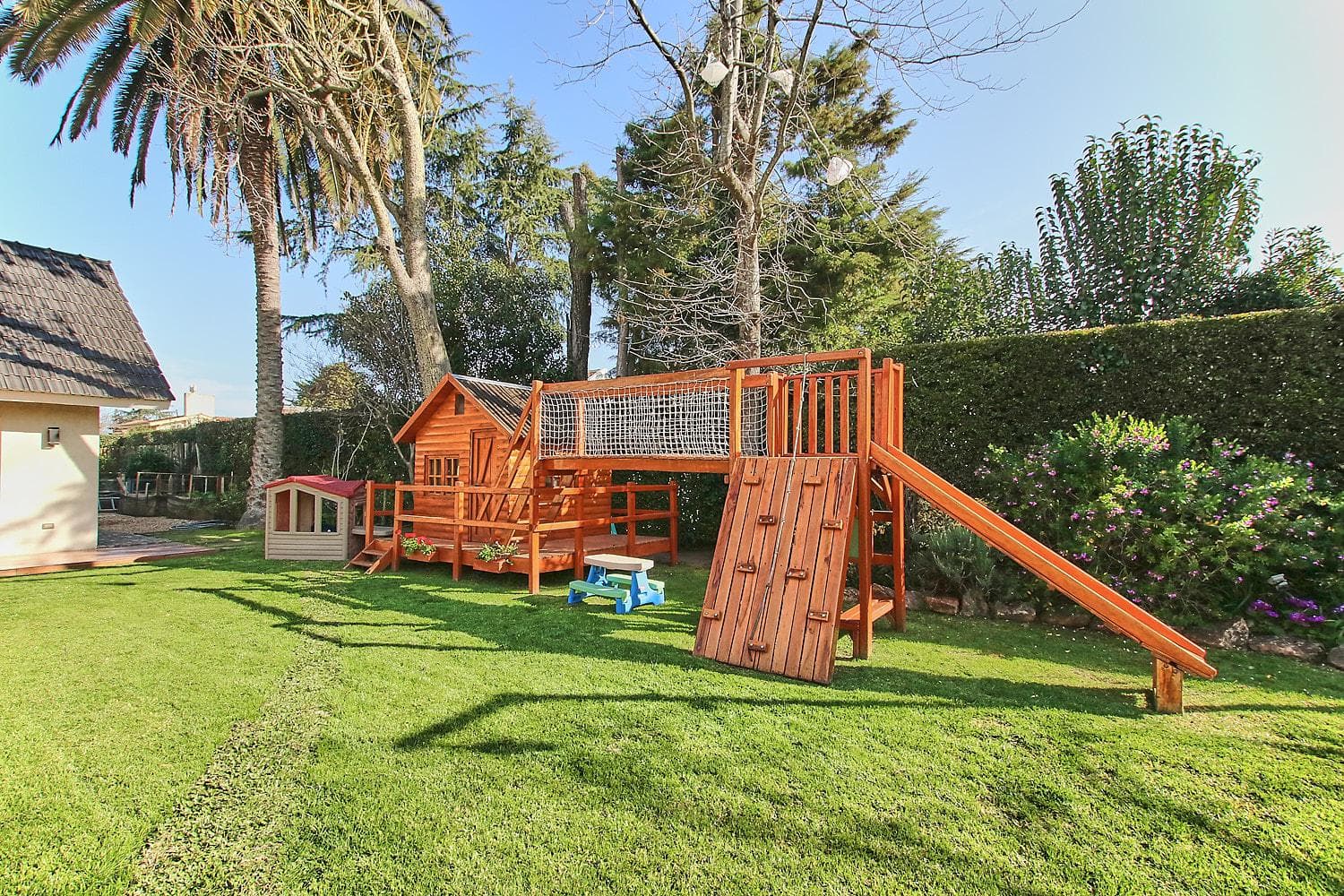 Exceptional Home in Los Lagartos CC - Qualifies for a Mortgage